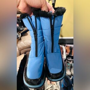 Blue Winter Boots with Black Trim